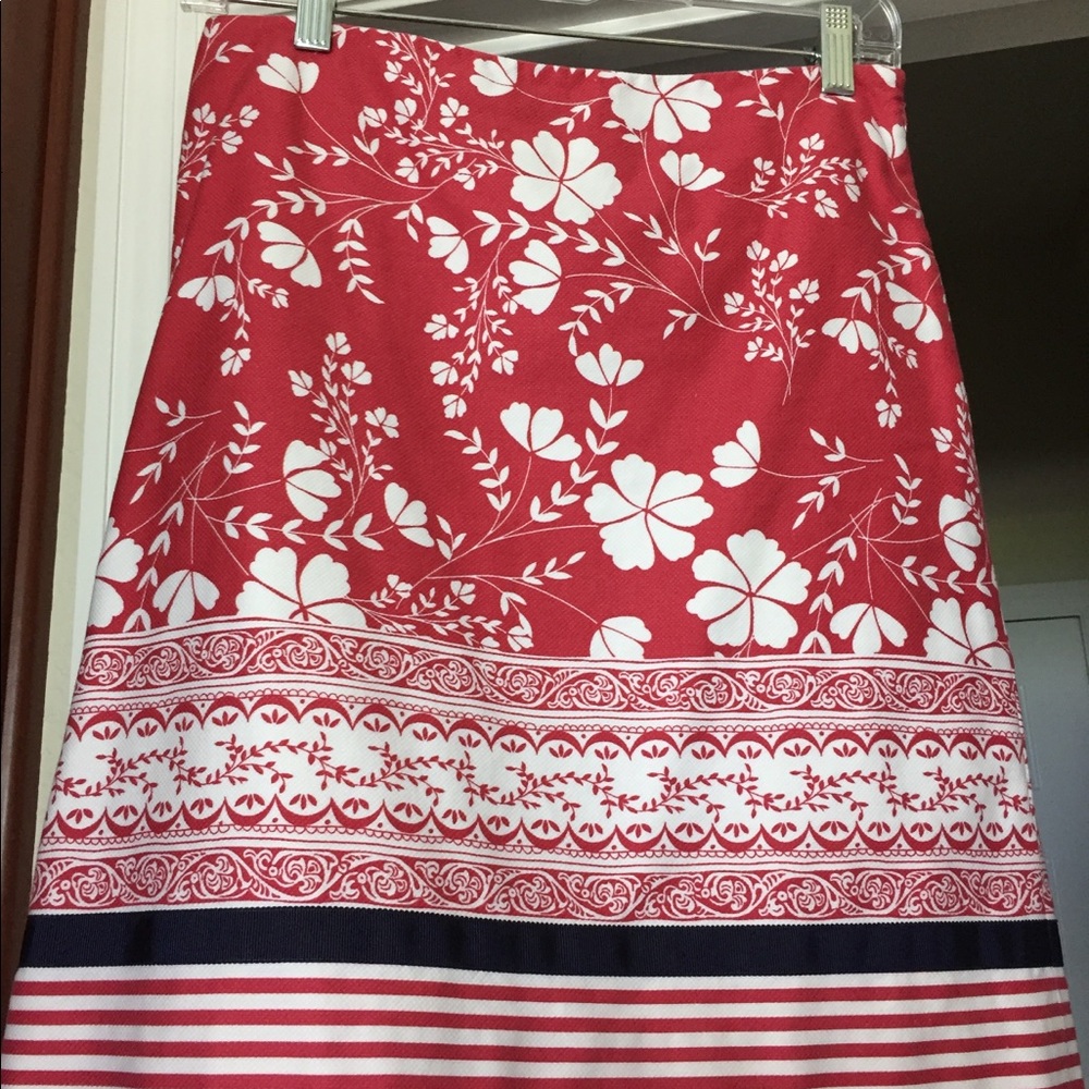 ANN TAYLOR LOFT FLORAL & STRIPED SKIRT